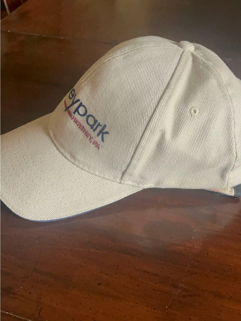 Authentic Hershey Baseball cap, New adult size